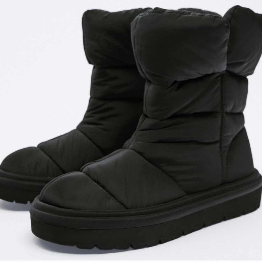 Zara Black Quilted Nylon Winter Boots